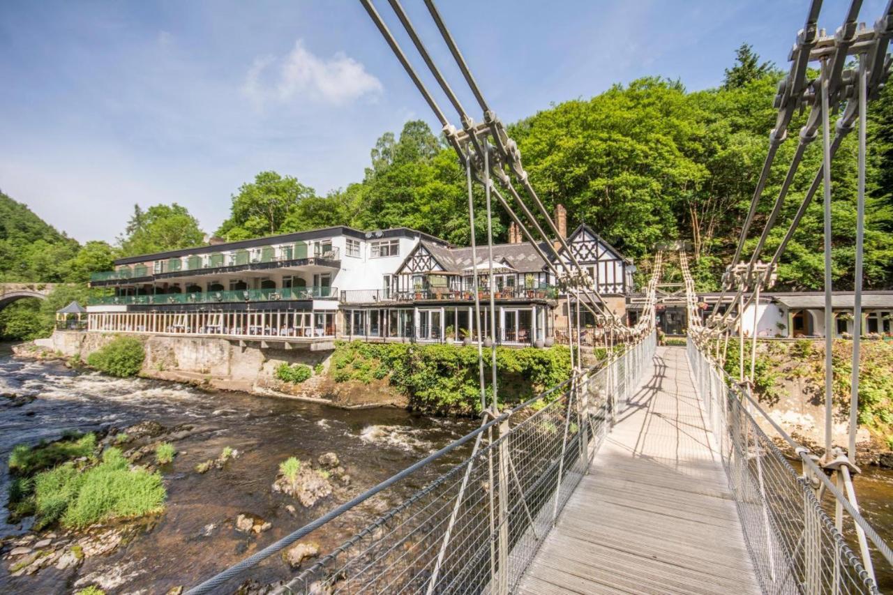 The Chainbridge Hotel Ланголен Екстериор снимка